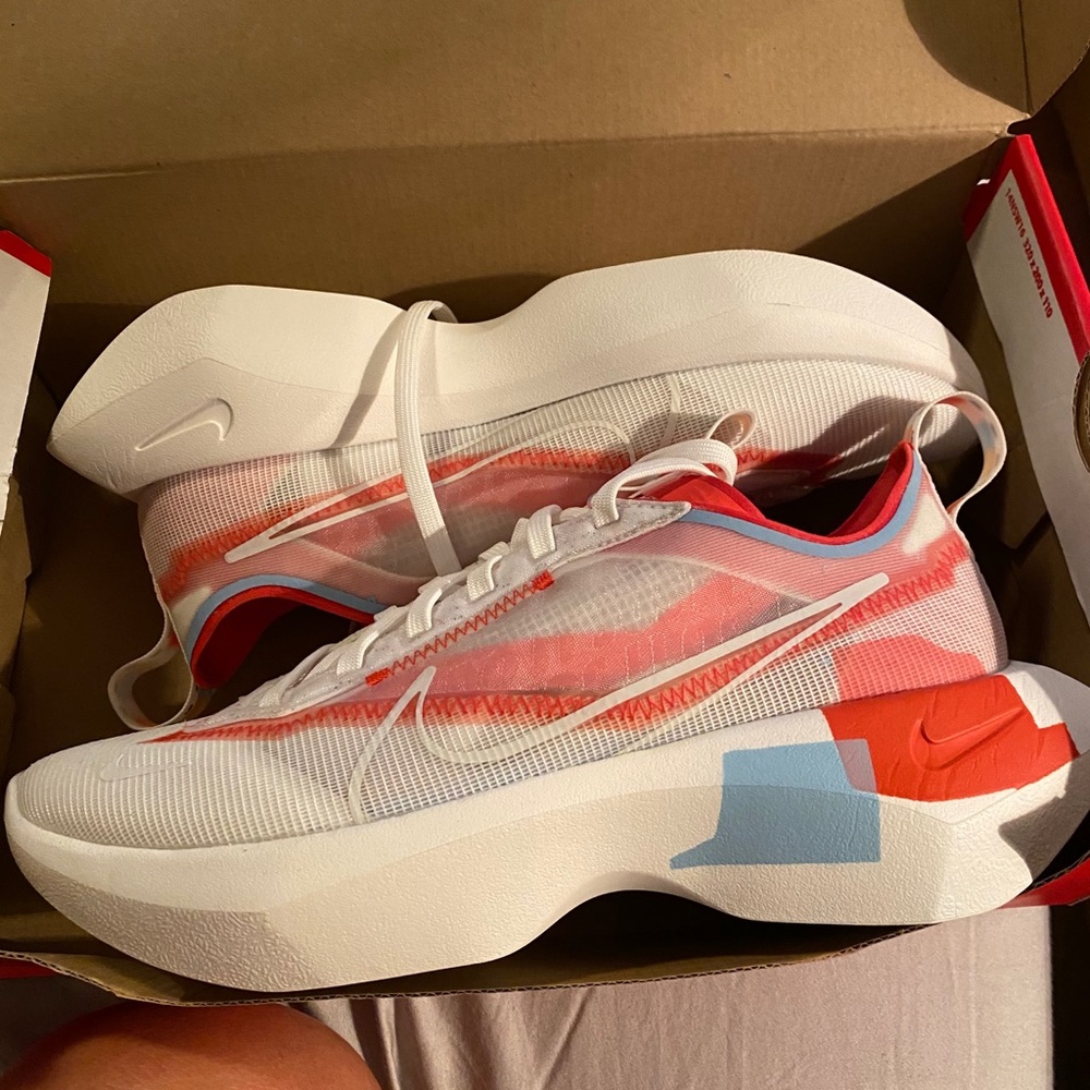 NIKE VISTA LITE SNEAKERS BRAND NEW